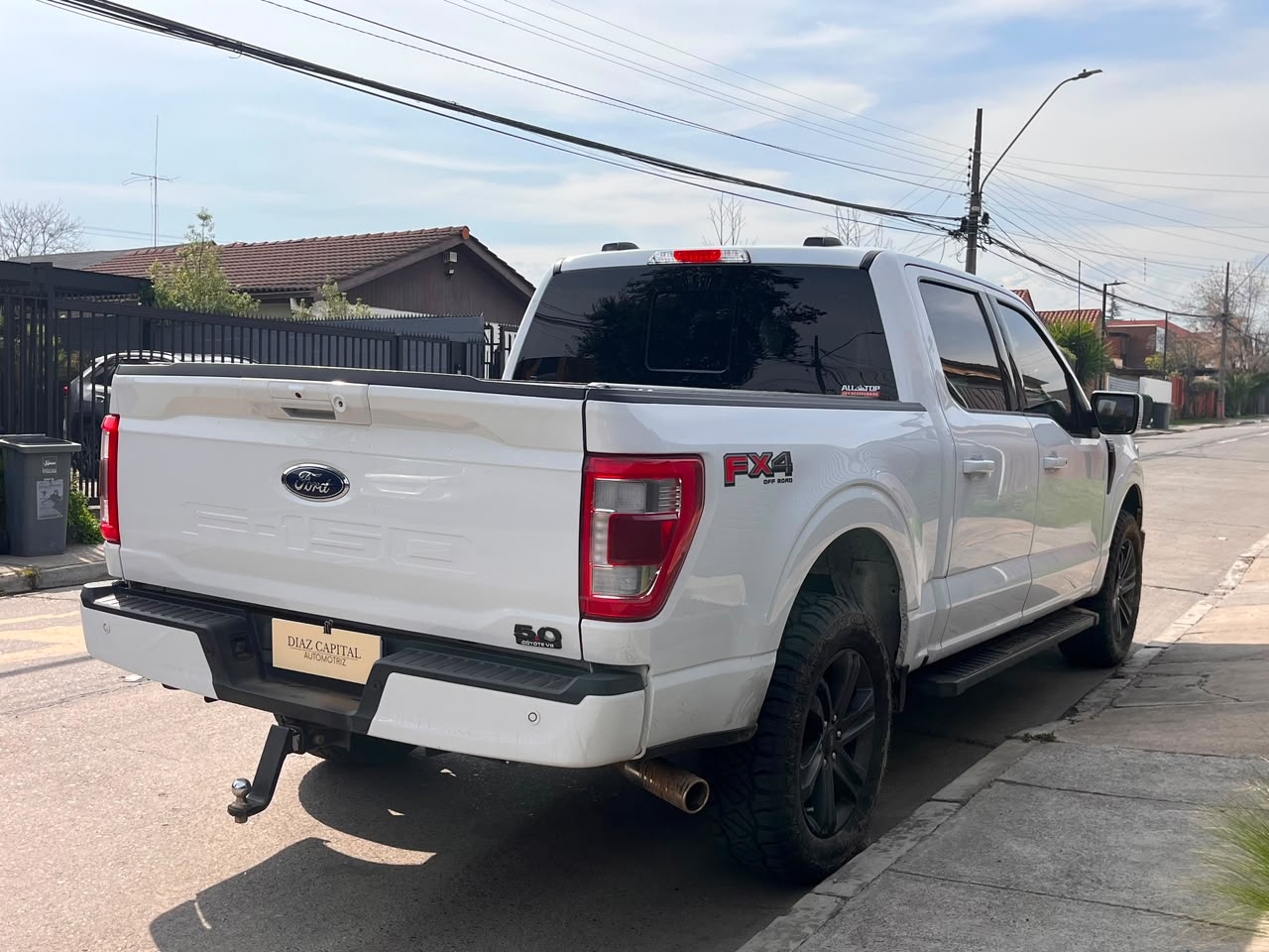 Ford F-150 Lariat Sport — foto 8 de 17