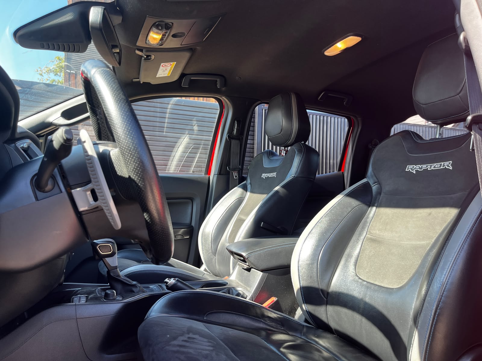 Ford Ranger Raptor — foto 10 de 16