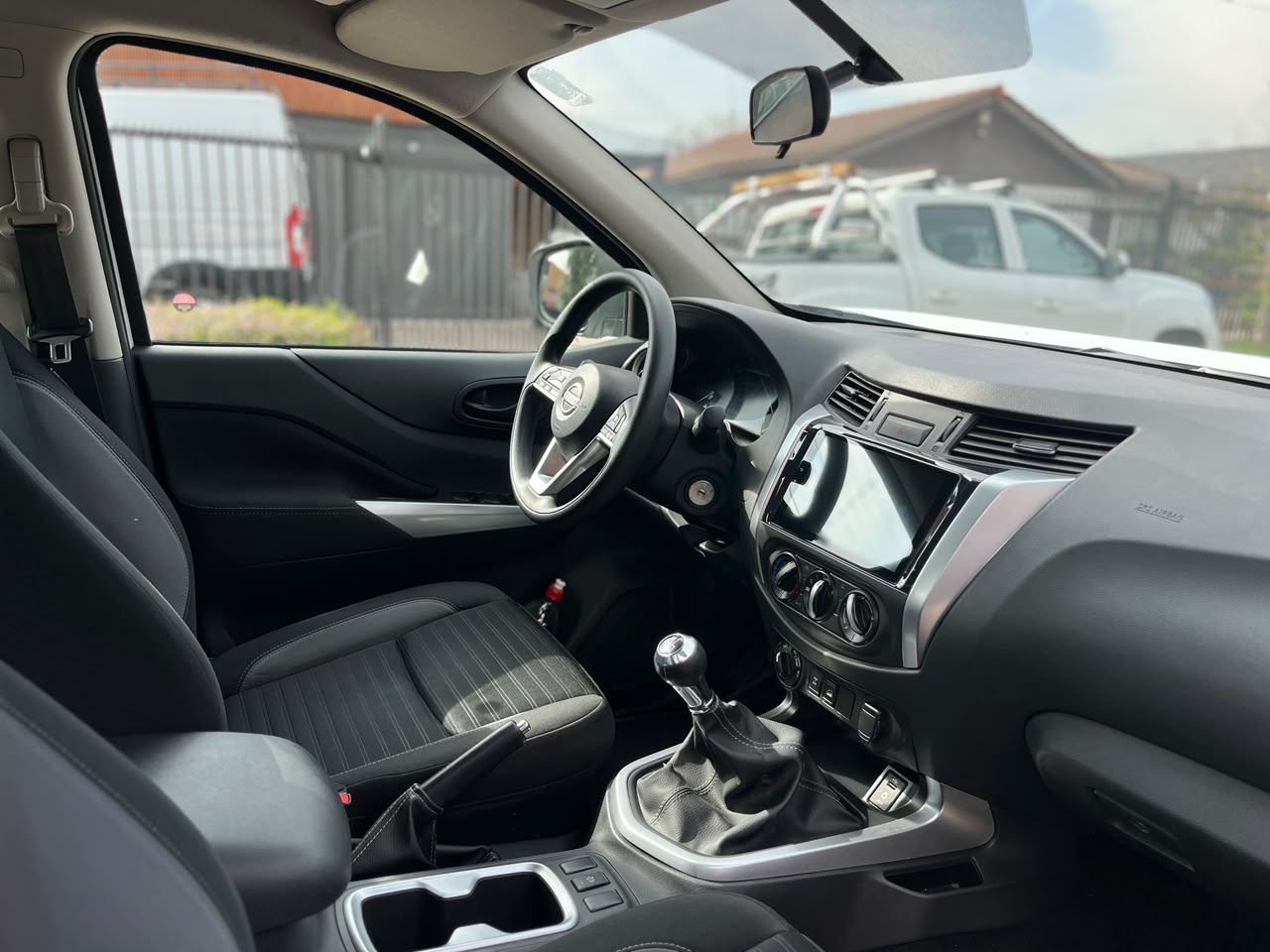 Nissan Navara Xe — foto 13 de 19