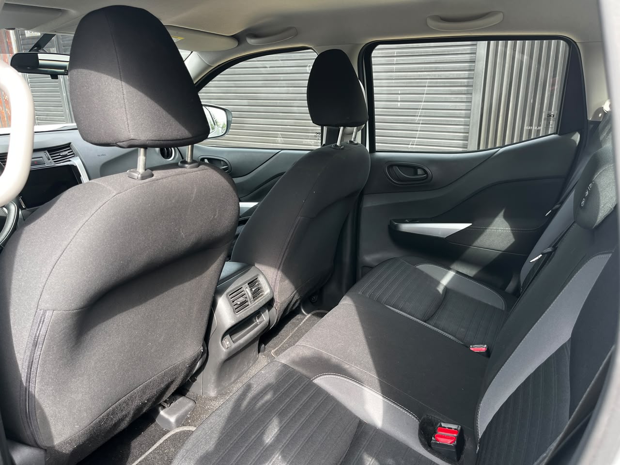 Nissan Navara Xe — foto 16 de 19