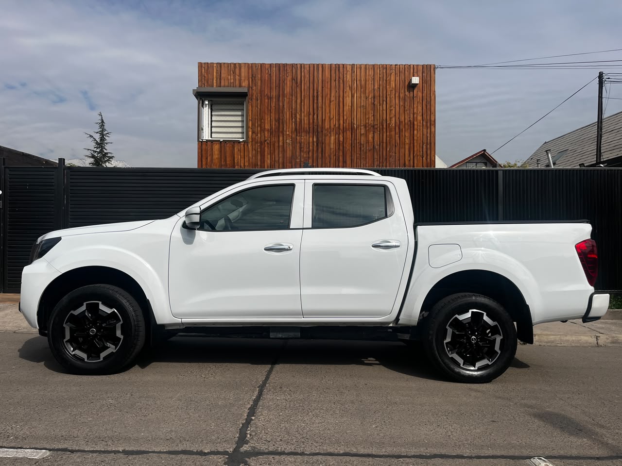 Nissan Navara Xe — foto 5 de 19