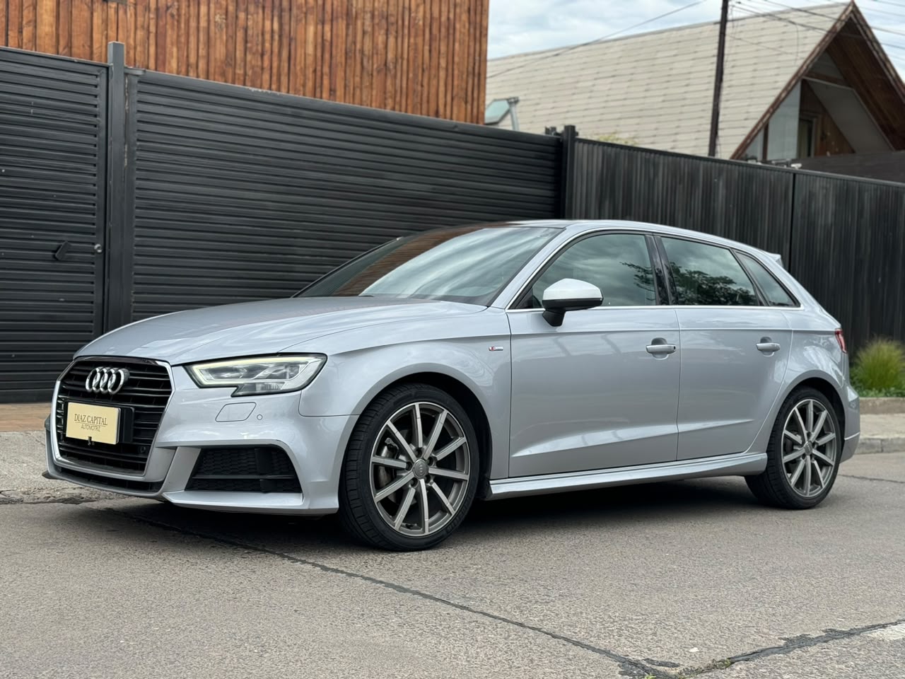 Audi A3 — foto 2 de 18