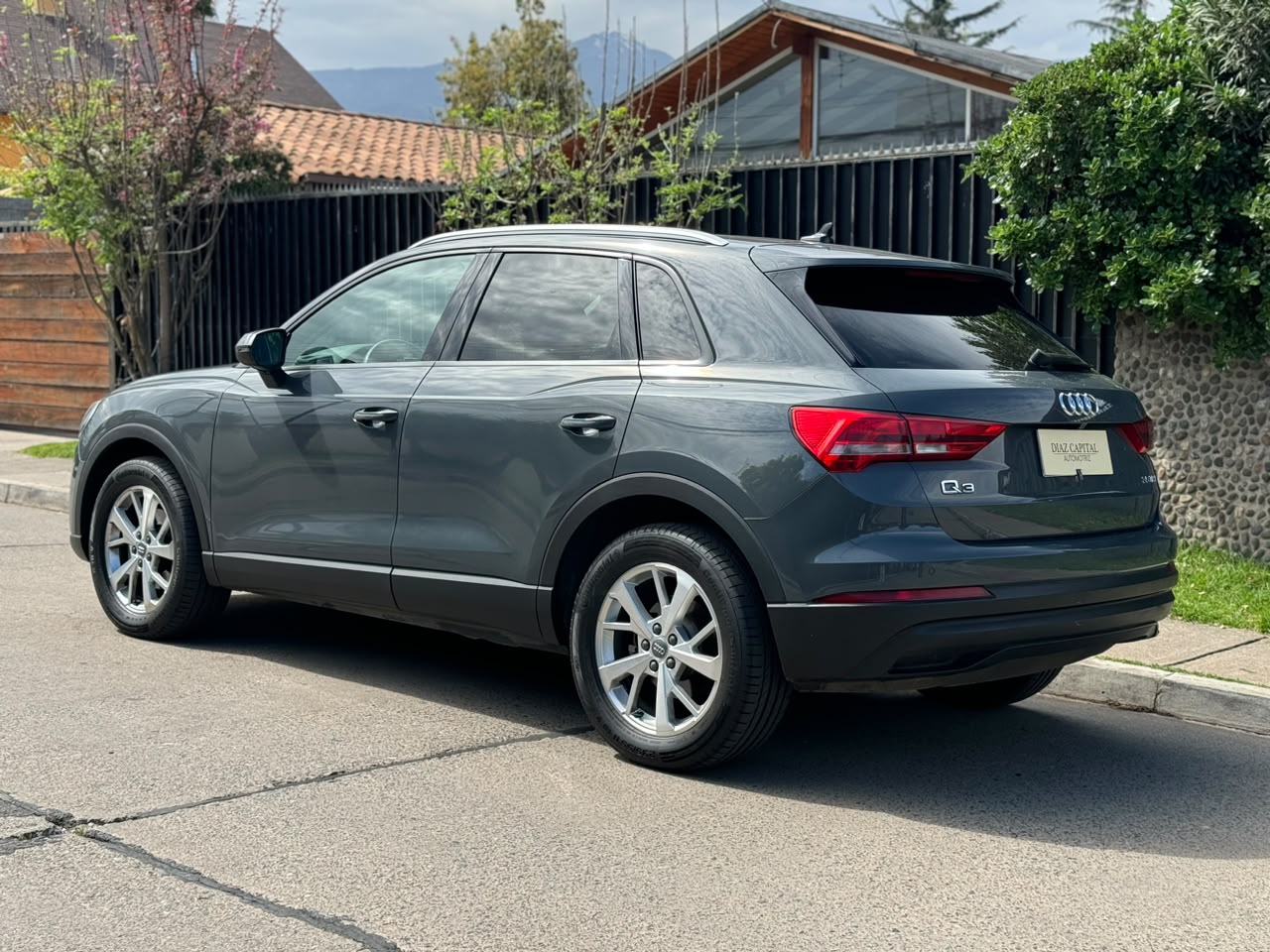 Audi Q3 — foto 6 de 20