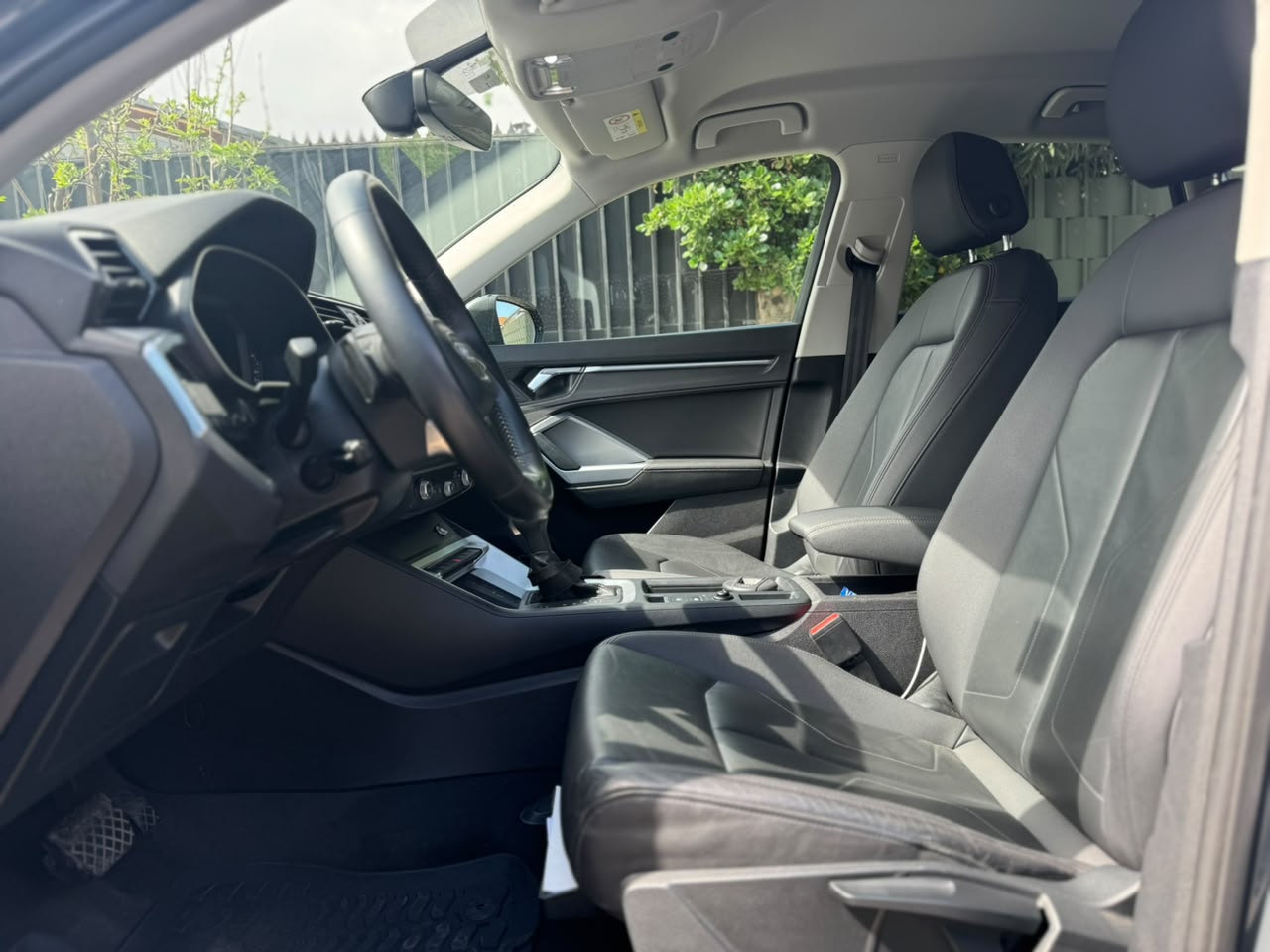 Audi Q3 — foto 12 de 20