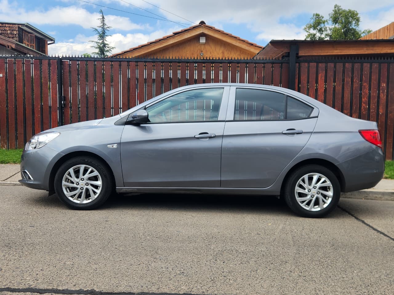 Chevrolet Sail — foto 5 de 18