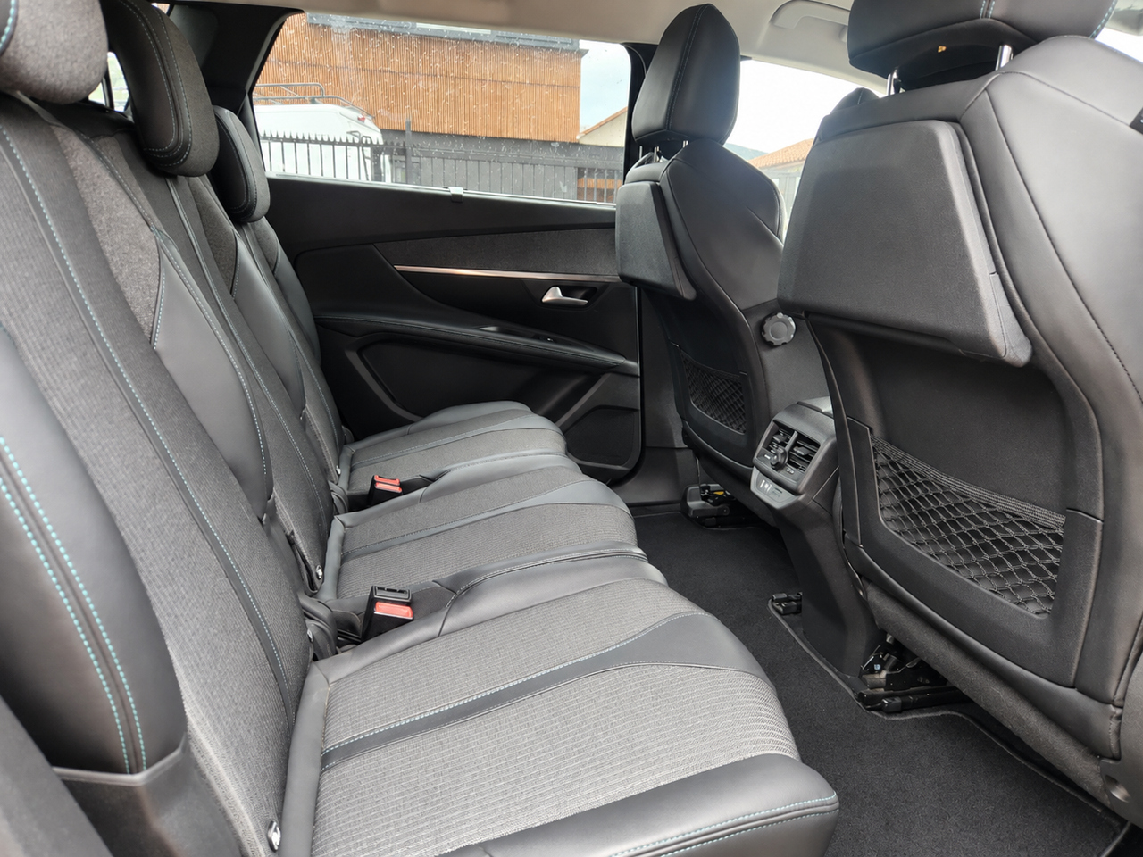 Peugeot 5008 Allure — foto 15 de 18
