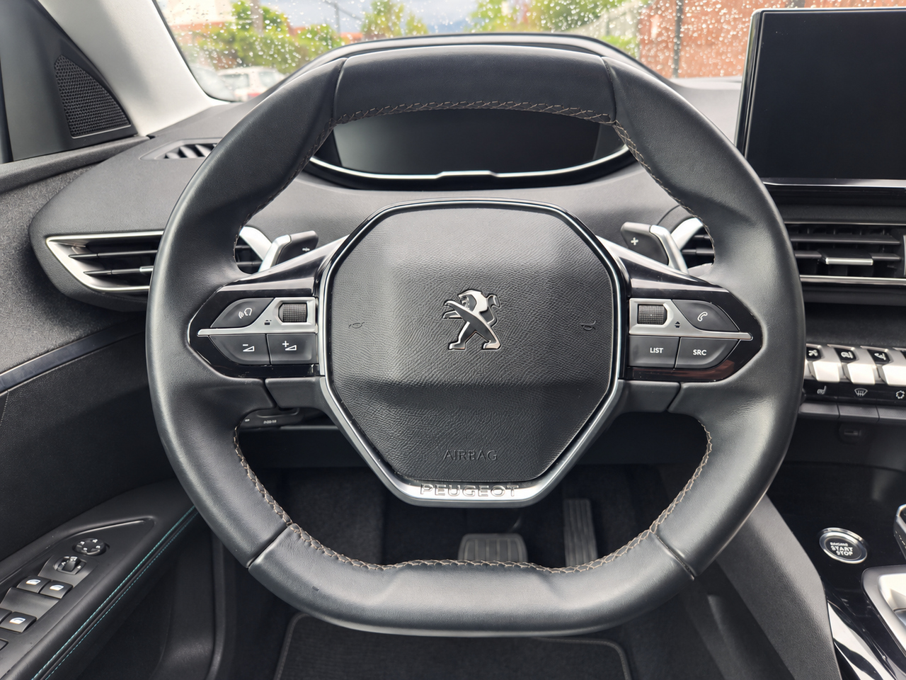 Peugeot 5008 Allure — foto 17 de 18