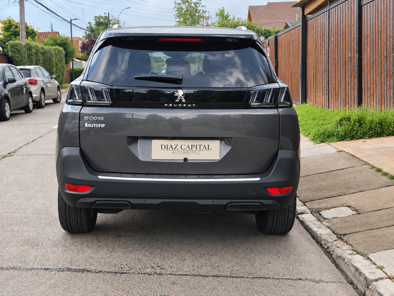Peugeot 5008 Allure — foto 7 de 18
