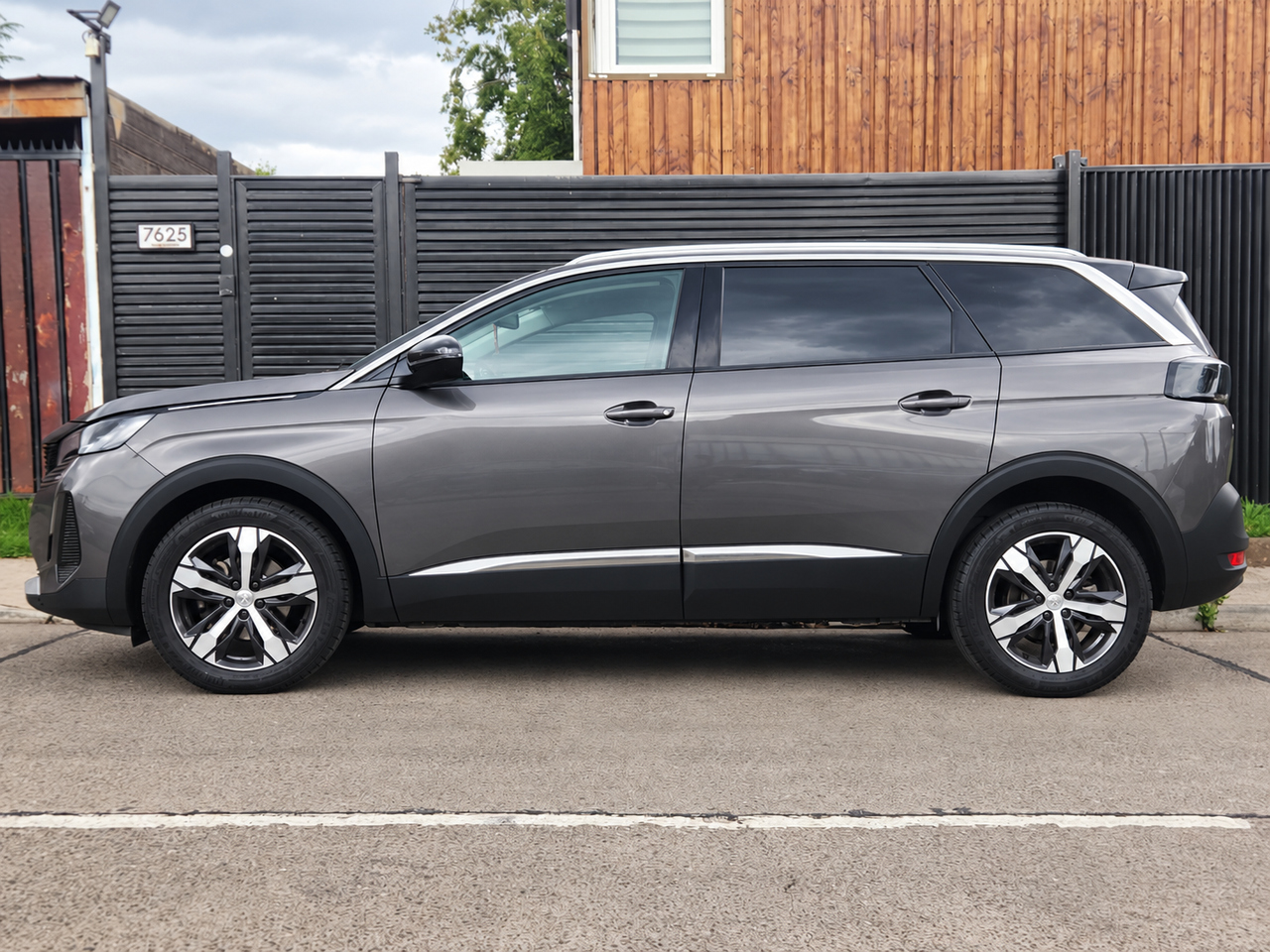 Peugeot 5008 Allure — foto 5 de 18