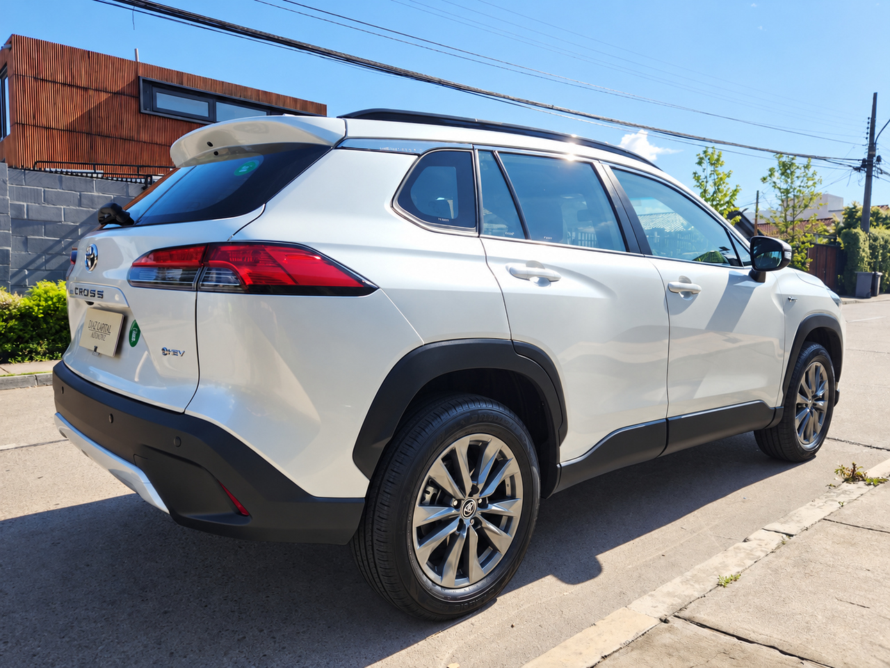Toyota Corolla Cross — foto 8 de 19