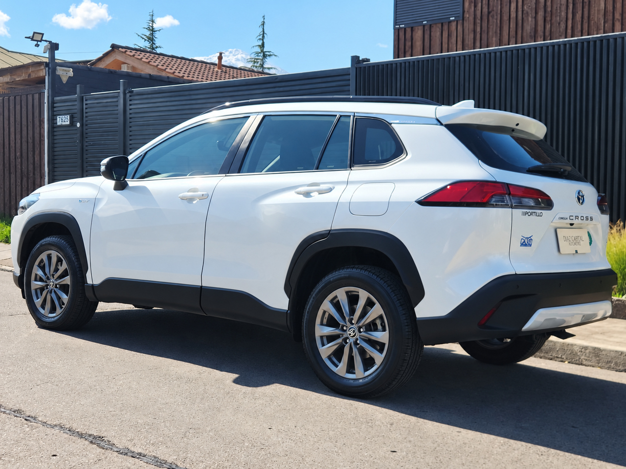 Toyota Corolla Cross — foto 6 de 19