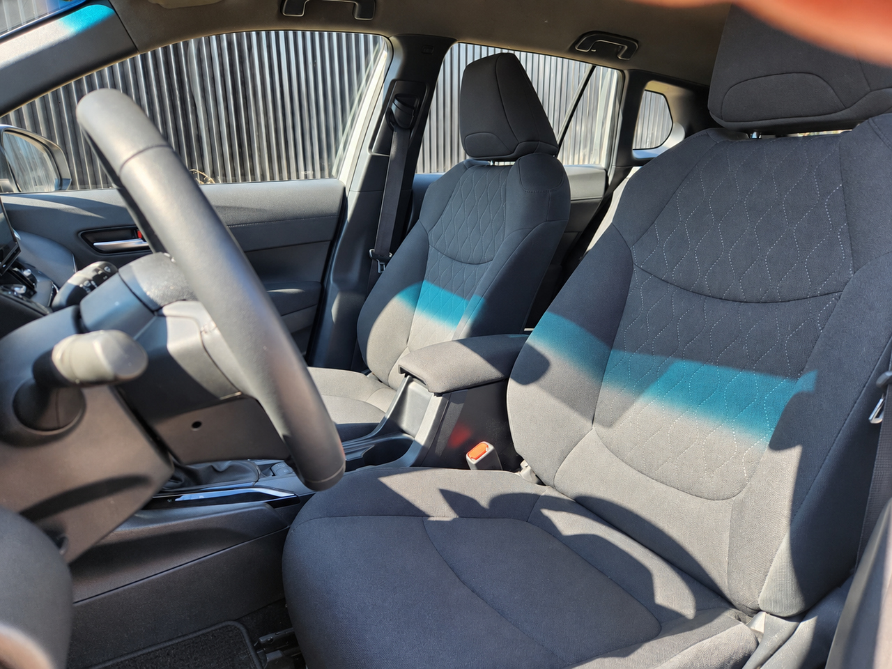 Toyota Corolla Cross — foto 13 de 19