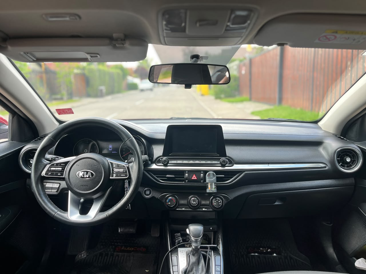 KIA Cerato — foto 16 de 18
