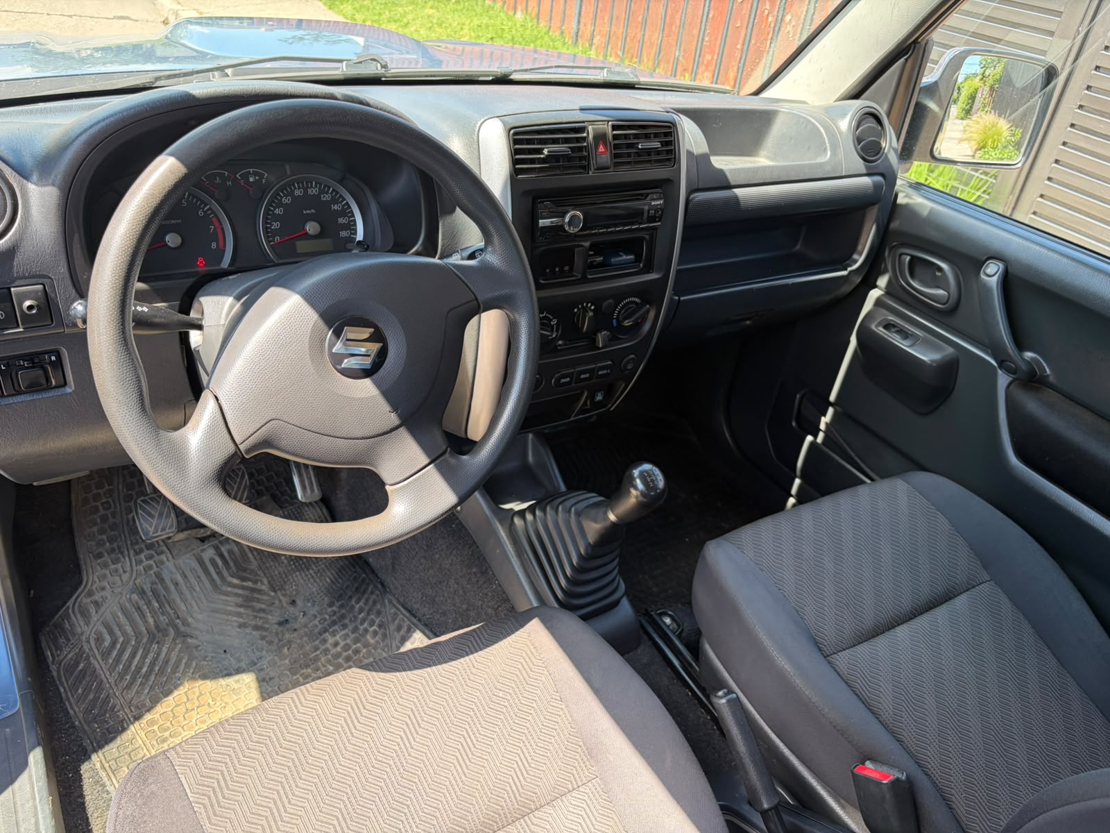 Suzuki Jimny Jlx — foto 14 de 14